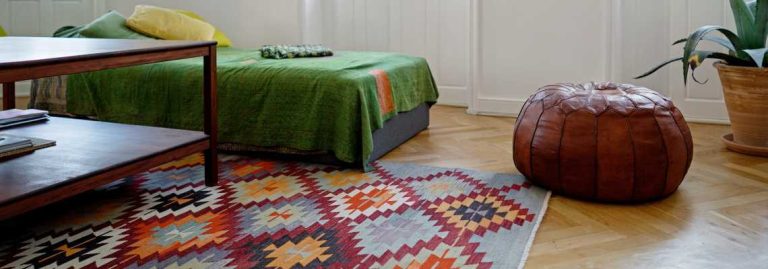 Tæpper til soveværelset er ægte hygge. Et tæppe i et soveværelse giver stemning som alle andre gulvtæpper gør.