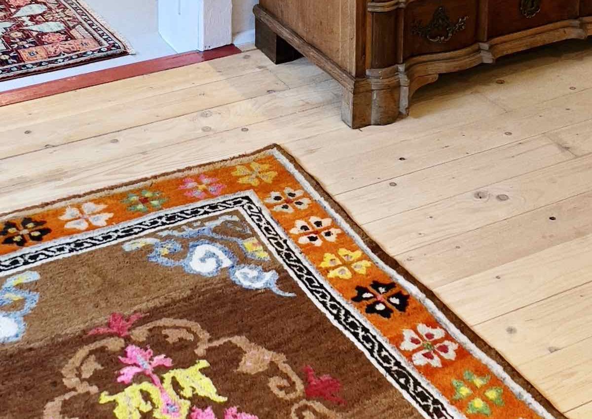 Rensning og vask af tæpper forlænger tæppets levetid og design.